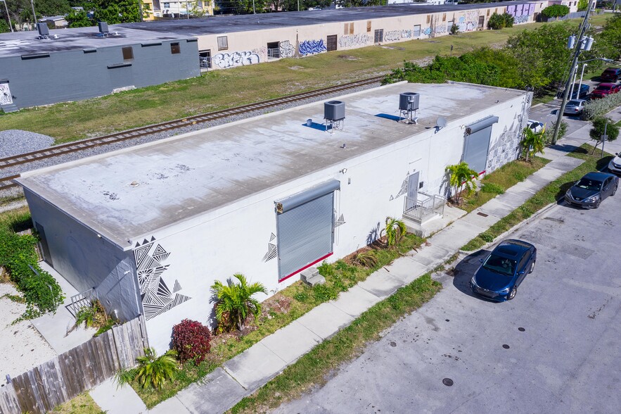 311 NW 72nd Ter, Miami, FL for sale - Building Photo - Image 1 of 1