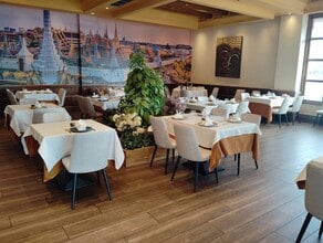 Retail in Pozuelo de Alarcón, Madrid to rent Floor Plan- Image 1 of 25