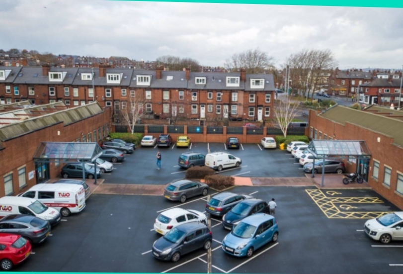 Turnstall Rd, Leeds for rent - Building Photo - Image 1 of 7