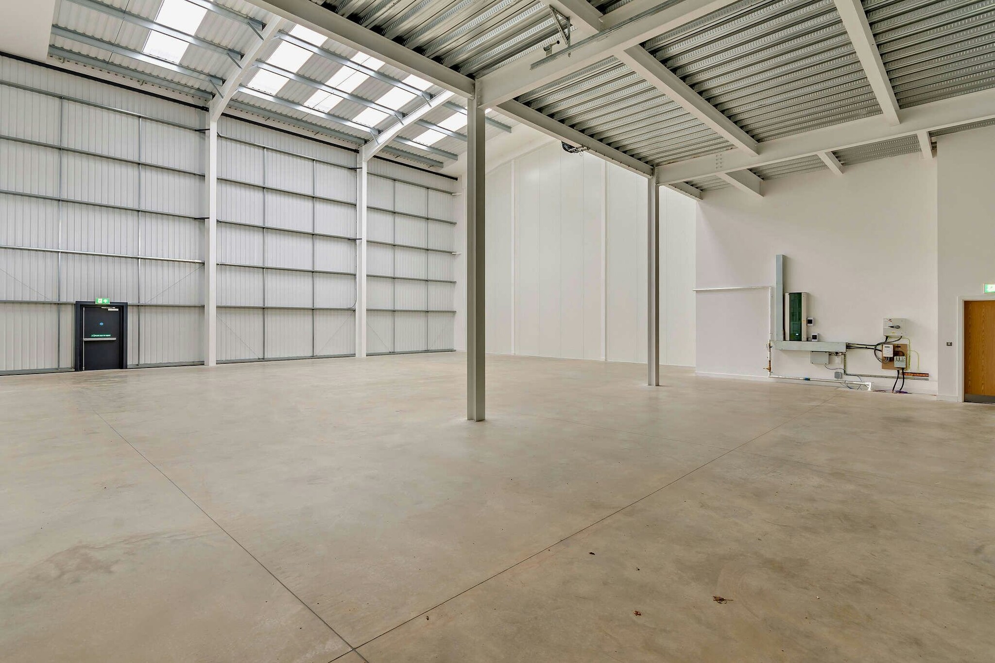 41 College Rd, Aylesbury to rent Interior Photo- Image 1 of 4