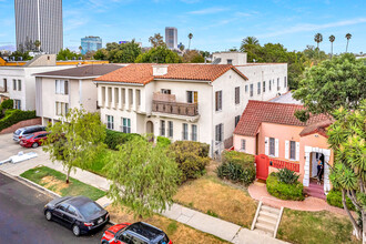 834 S Orange Grove Ave, Los Angeles, CA for sale Primary Photo- Image 1 of 1