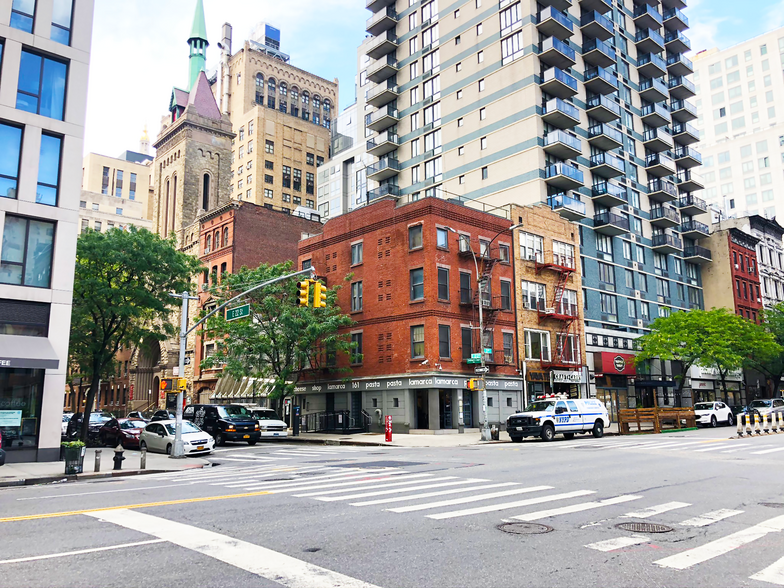 157-161 E 22nd St, New York, NY for sale - Primary Photo - Image 1 of 14