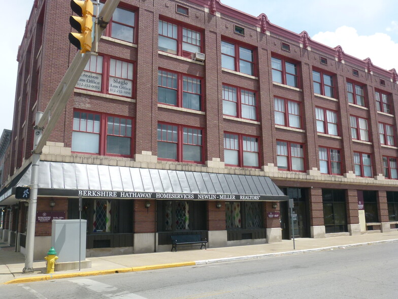 601-605 Ohio St, Terre Haute, IN for rent - Building Photo - Image 1 of 1