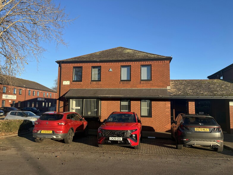 31-37 Lambourne Crescent, Cardiff for sale - Building Photo - Image 1 of 5