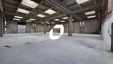 Office in Rungis to rent Interior Photo- Image 1 of 14