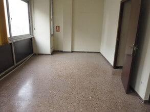 Office in Manresa, Barcelona to rent Interior Photo- Image 2 of 4