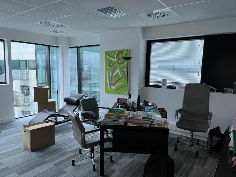 Vente Bureaux 515 m² - Photo 1