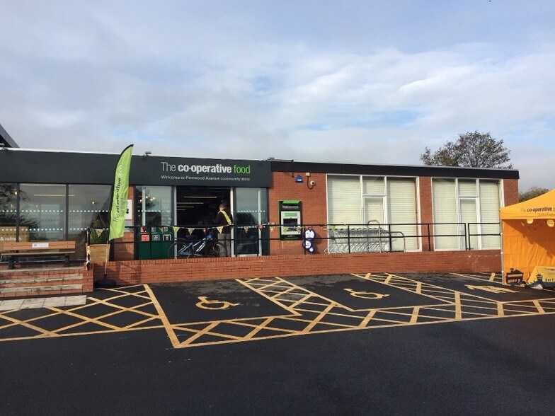 Pinewood Ave, Lowestoft for sale - Primary Photo - Image 1 of 1