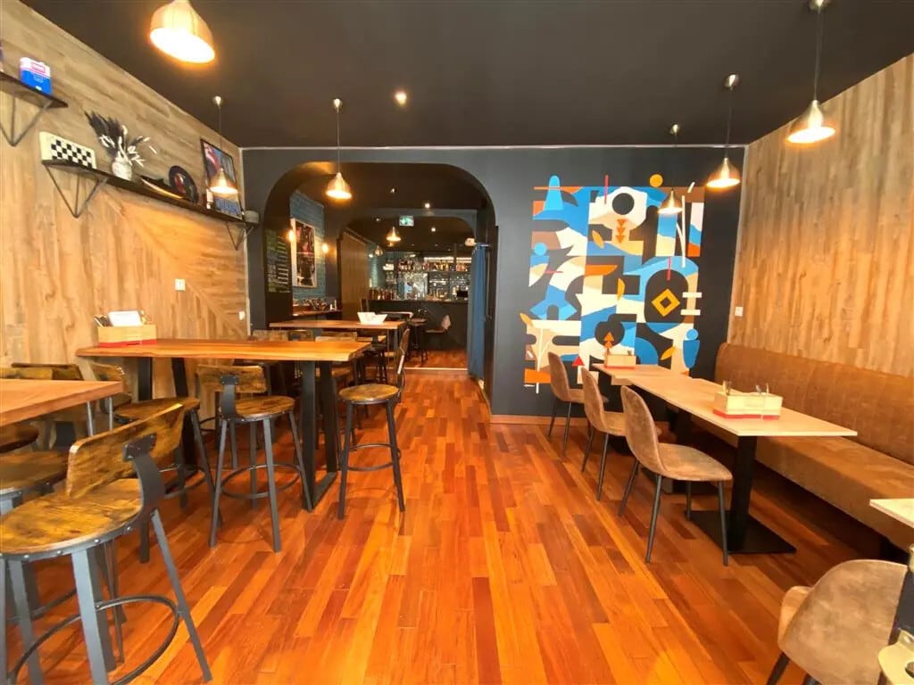 Vente Commerce 84 m² - Photo 1