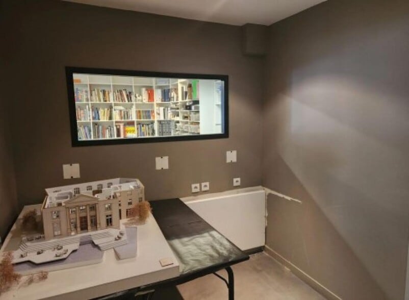146 Rue De Charonne, PARIS 11 to rent - Interior Photo - Image 2 of 7