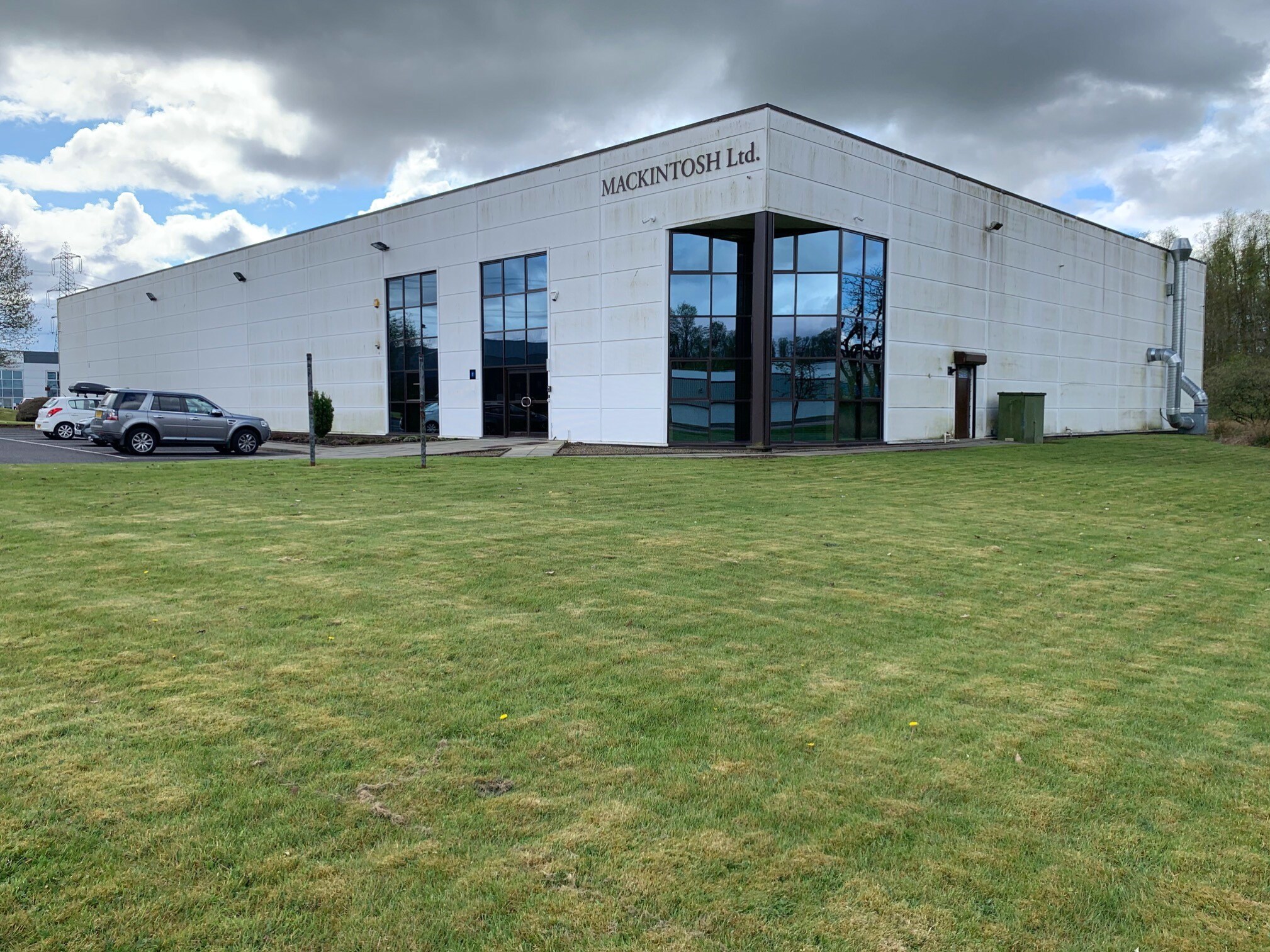 7 Deerdykes Rd, Cumbernauld for sale Primary Photo- Image 1 of 1