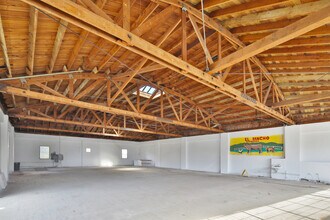 2511-2513 W Sunset Blvd, Los Angeles, CA for rent Interior Photo- Image 2 of 4