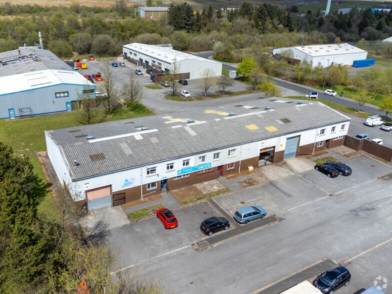 Tafarnaubach Industrial Estate, Tredegar to rent - Primary Photo - Image 1 of 8