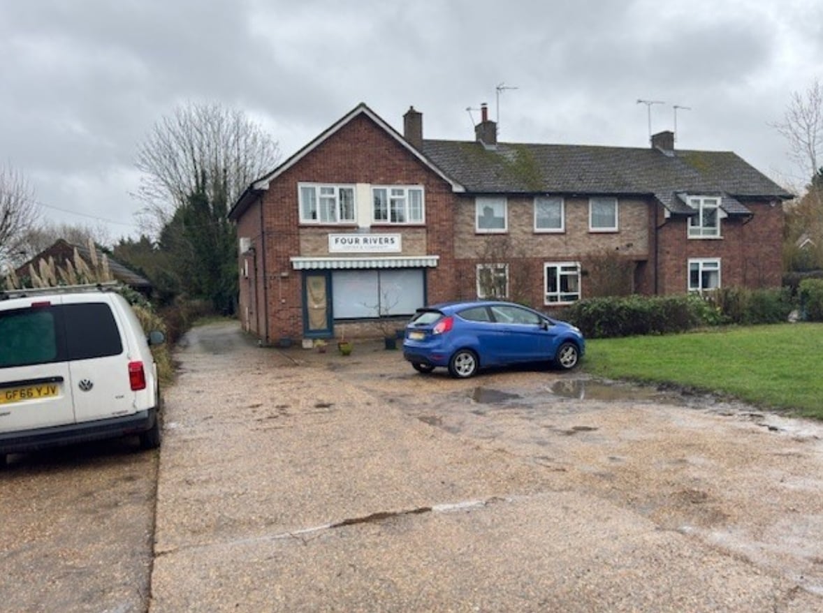 19 Birch Green, Hertford to rent Primary Photo- Image 1 of 3