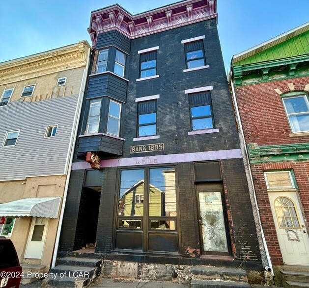 716 Centre St, Freeland, PA for sale - Building Photo - Image 1 of 10