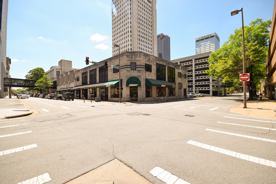 400-408 Louisiana St, Little Rock, AR for rent - Building Photo - Image 1 of 3