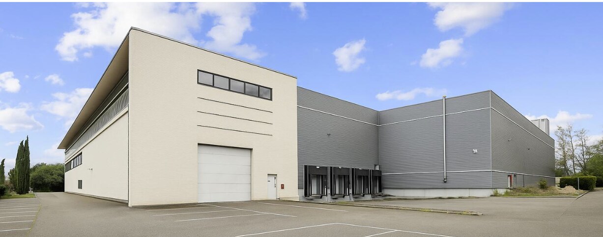 25 Avenue Gaston Roussel, Romainville to rent Primary Photo- Image 1 of 2