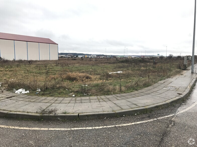 Sector 8, 3, Cazalegas, Toledo for sale - Primary Photo - Image 1 of 2