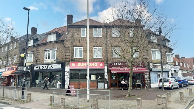 More details for 307 Wood Ln, Dagenham - Retail for Sale