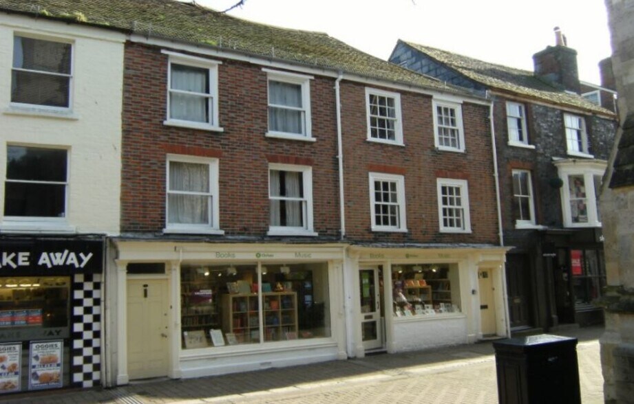 4-5 St Thomas Sq, Newport for sale - Building Photo - Image 1 of 1
