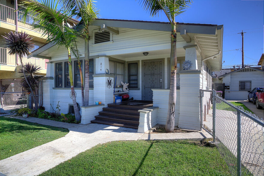 814 Saint Louis Ave, Long Beach, CA for sale - Primary Photo - Image 1 of 1