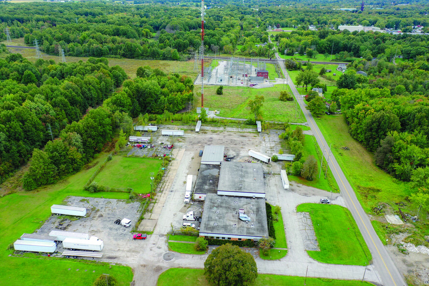 13515 Oyster Rd, Alliance, OH for sale - Building Photo - Image 1 of 1