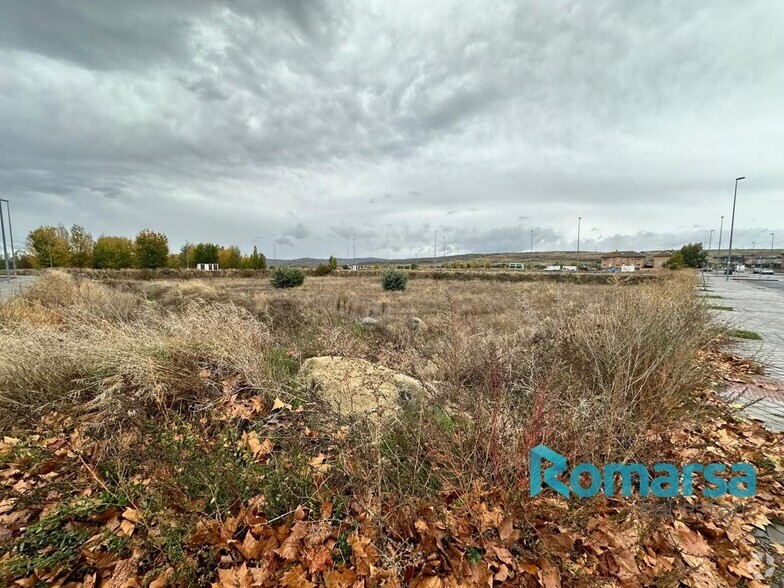 Land in Ávila, AVI for sale - Primary Photo - Image 1 of 4