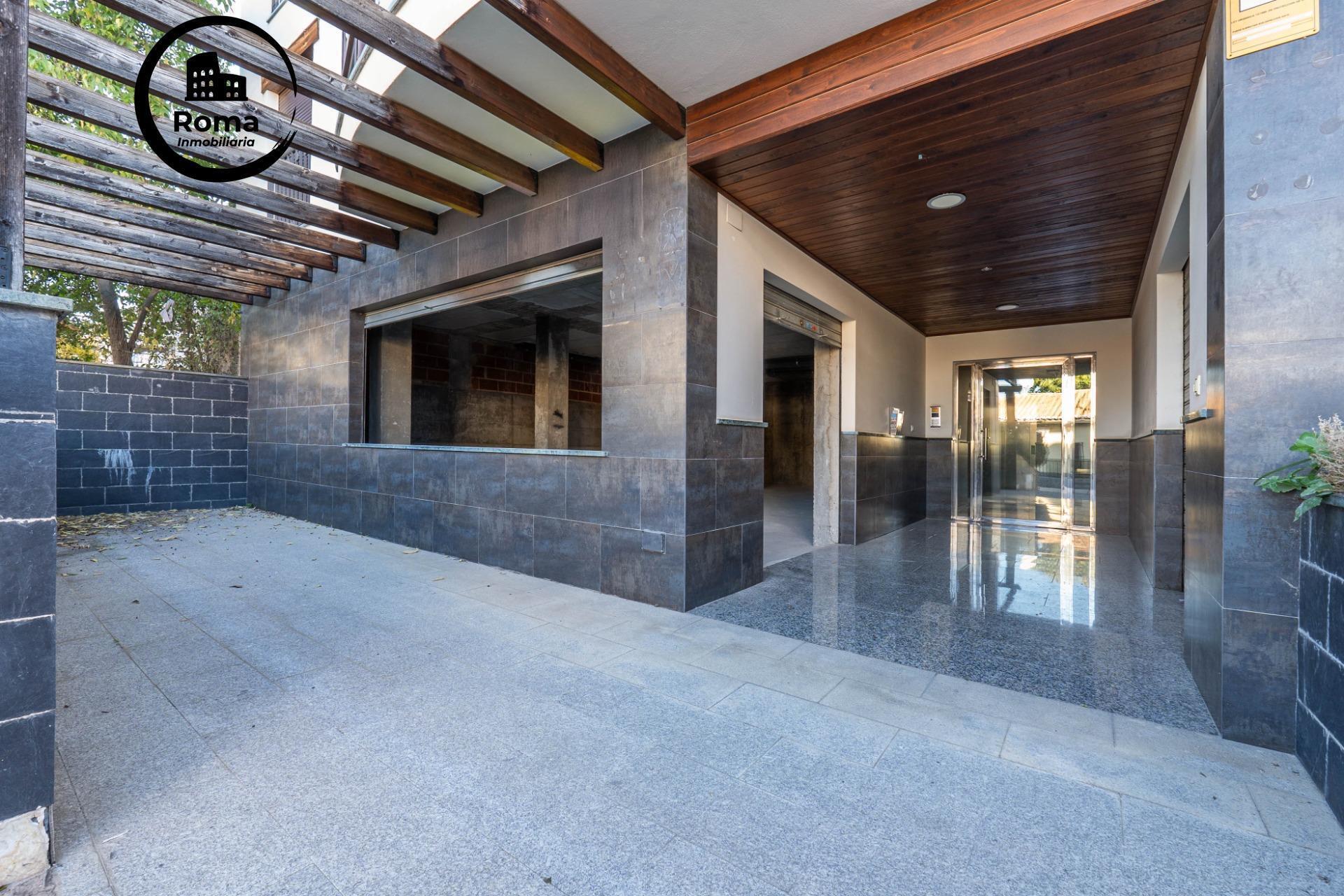 Retail in Cájar for sale Building Photo- Image 1 of 29