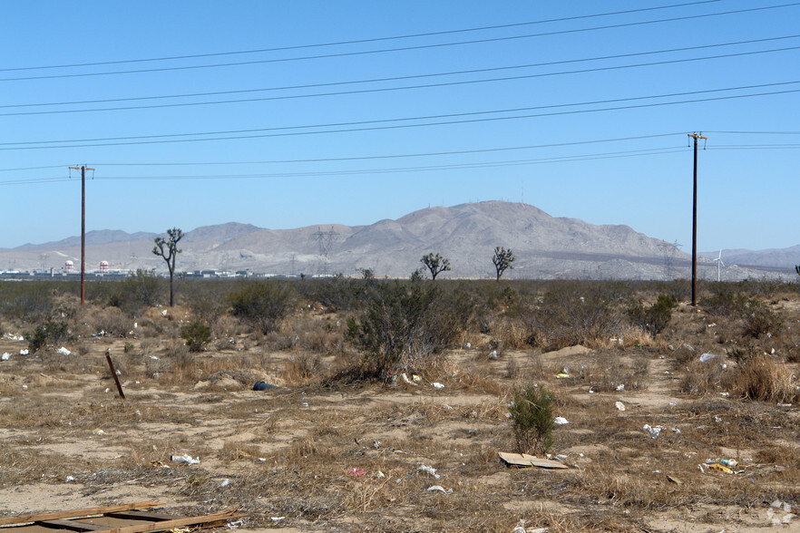 Highway 395, Victorville, CA for sale - Primary Photo - Image 1 of 6