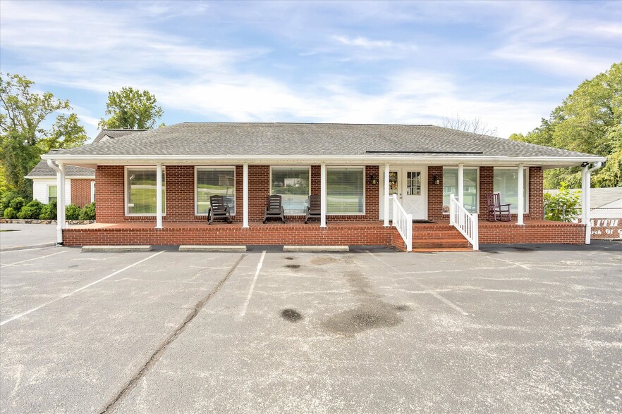 1746 S Main St, Rocky Mount, VA for sale - Building Photo - Image 2 of 56