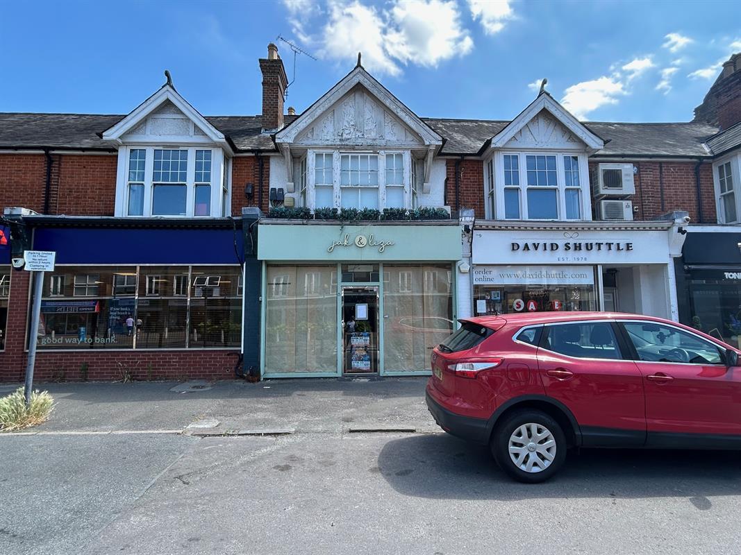 10 The Broadway, Beaconsfield for sale Primary Photo- Image 1 of 1