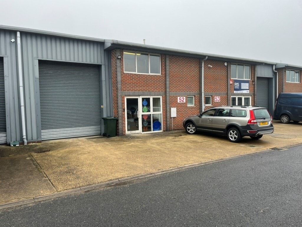 Greatbridge Rd, Romsey to rent Building Photo- Image 1 of 1