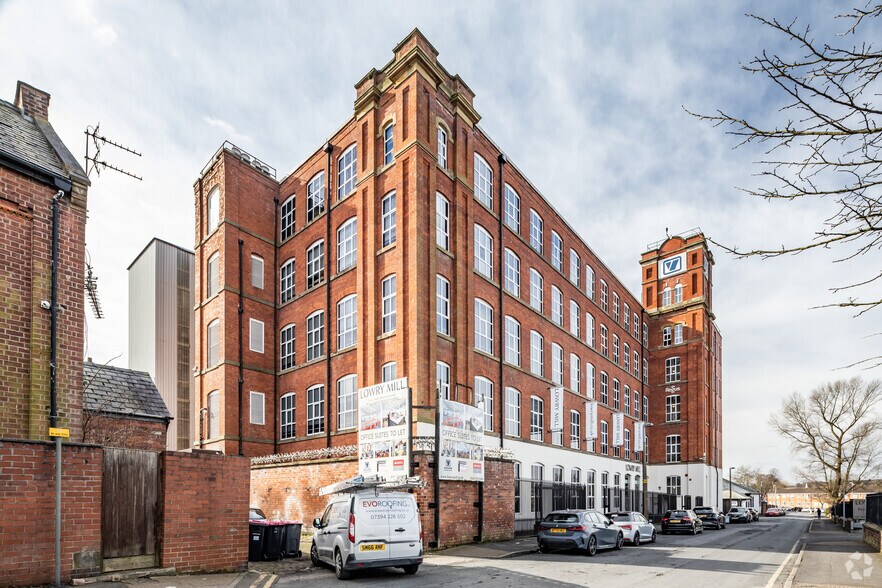 Lees St, Manchester to rent - Building Photo - Image 2 of 17