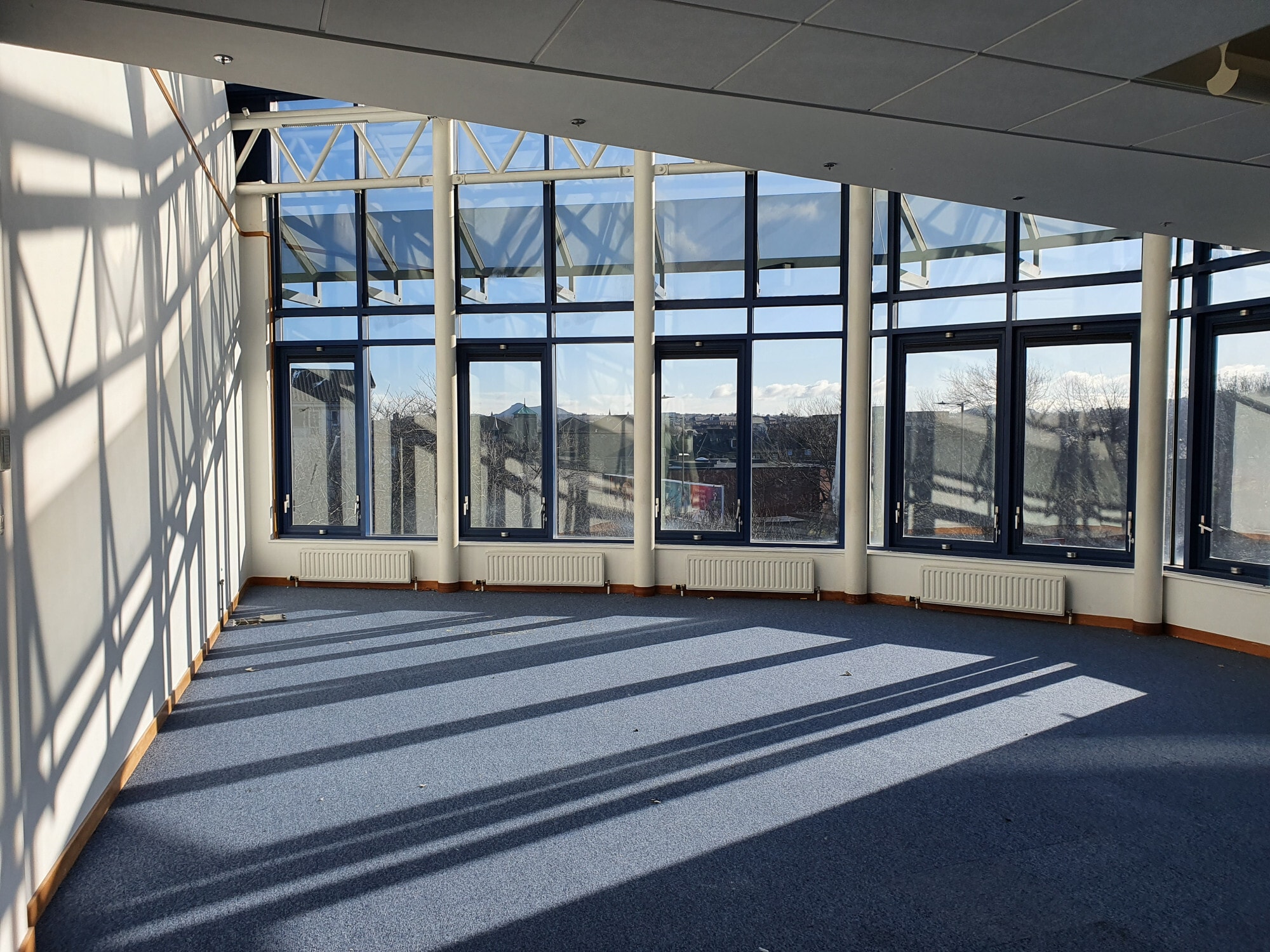 600 Gorgie Rd, Edinburgh to rent Interior Photo- Image 1 of 4