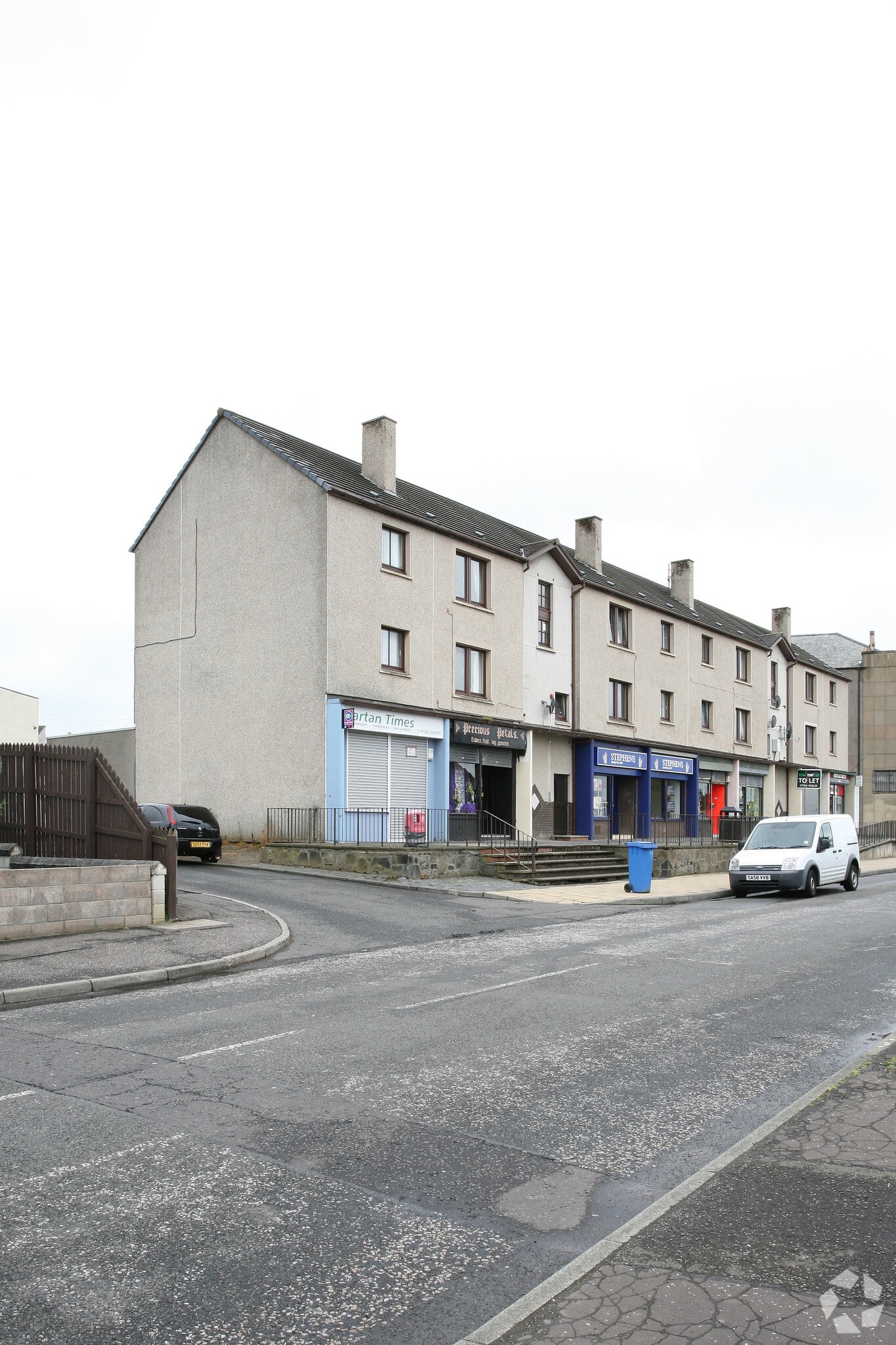 8-34 Duncan Crescent, Dunfermline for sale Primary Photo- Image 1 of 1
