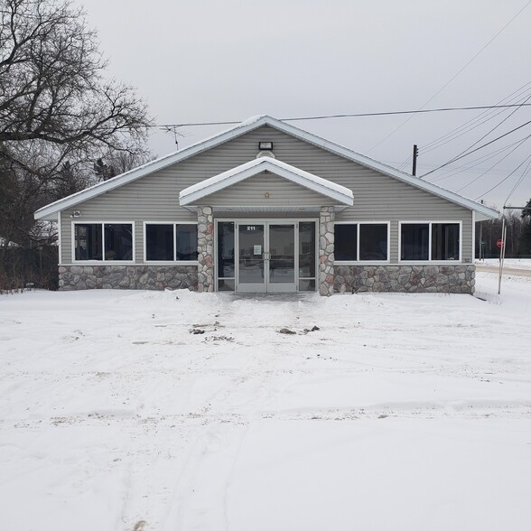 211 N 5th St, Roscommon, MI for sale - Building Photo - Image 1 of 1