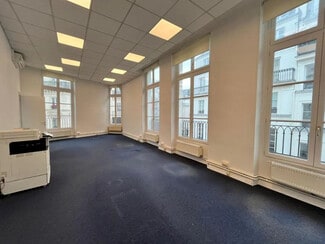 More details for 21 Rue Du Faubourg Montmartre, Paris - Office to Rent
