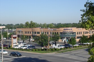 3901 Dutchmans Ln, Louisville, KY for rent Building Photo- Image 1 of 6