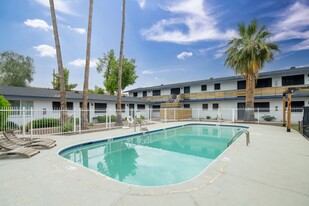 Camelback Village Apartments - Commercial Property