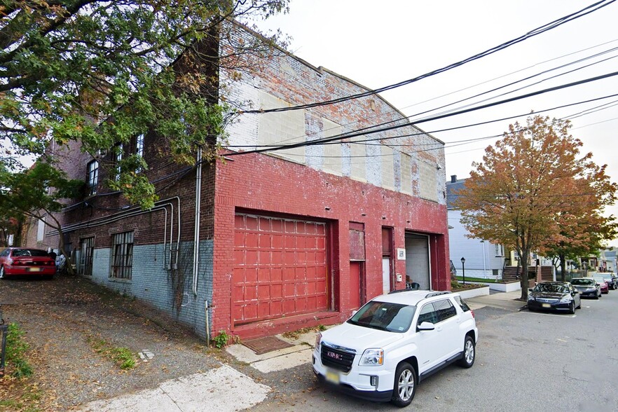 151 Kearny Ave, Kearny, NJ for rent - Building Photo - Image 2 of 3