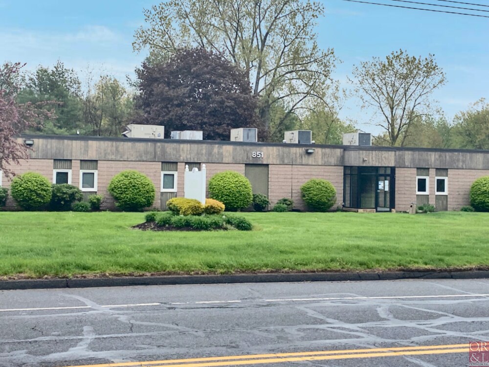 851 Marshall Phelps Rd, Windsor, CT to rent Building Photo- Image 1 of 13