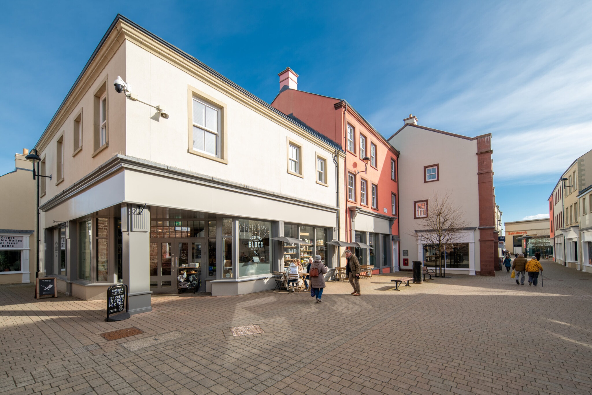 New Squares, Penrith to rent Building Photo- Image 1 of 4