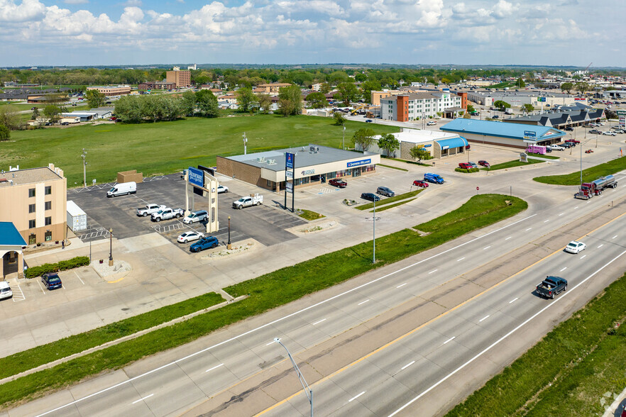 2118 Market Ln, Norfolk, NE for sale - Aerial - Image 3 of 8