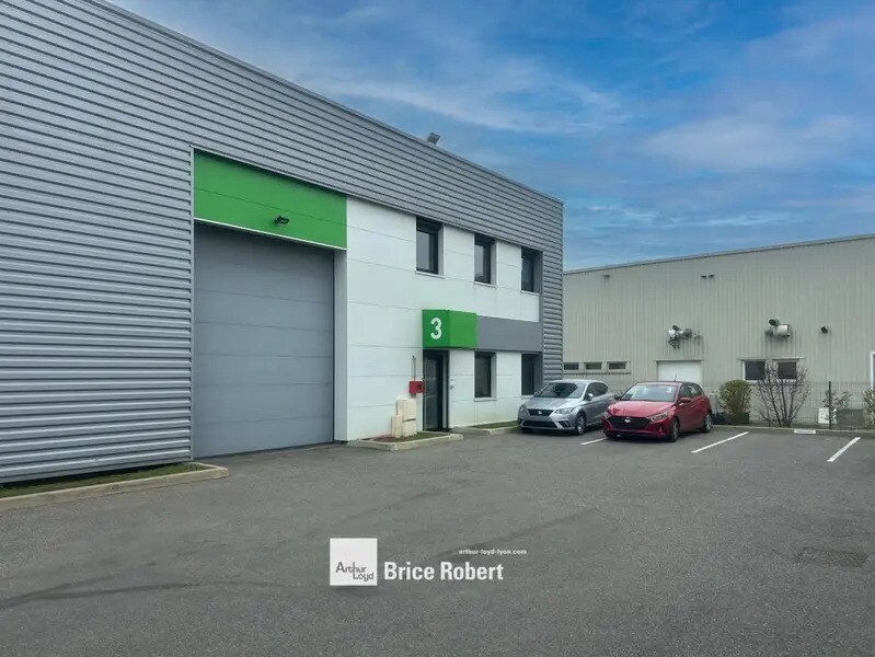 5 Avenue Louis Blériot, Chassieu to rent Building Photo- Image 1 of 11