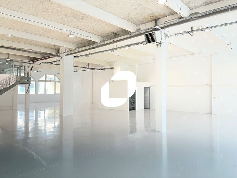 Light Industrial in Aubervilliers to rent Building Photo- Image 1 of 9