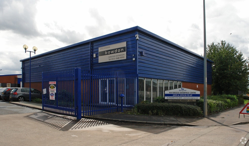 Daniel Adamson Way, Salford for sale - Primary Photo - Image 1 of 1