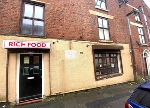 4 Heaton St, Blackburn to rent Primary Photo- Image 2 of 2