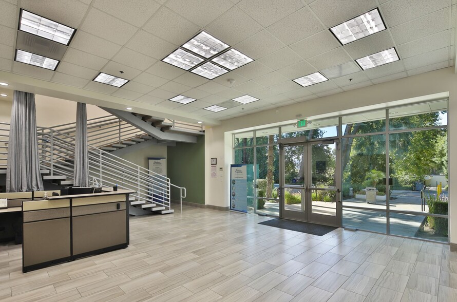 25128-25129 Rye Canyon Loop, Valencia, CA for rent - Lobby - Image 2 of 8