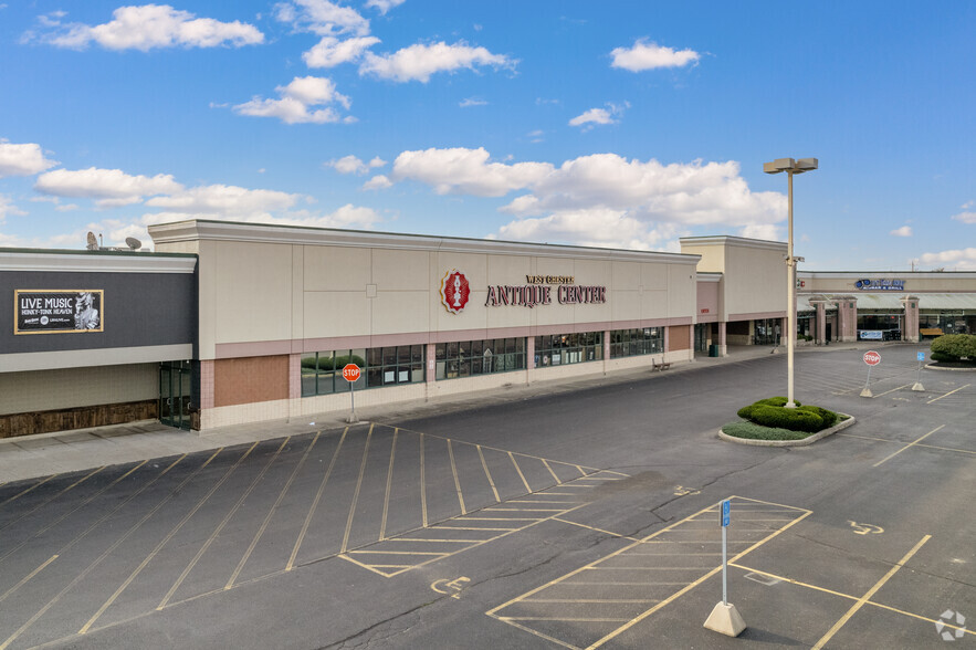 4842-4978 Union Centre Pavilion Dr, West Chester, OH for rent - Building Photo - Image 1 of 9