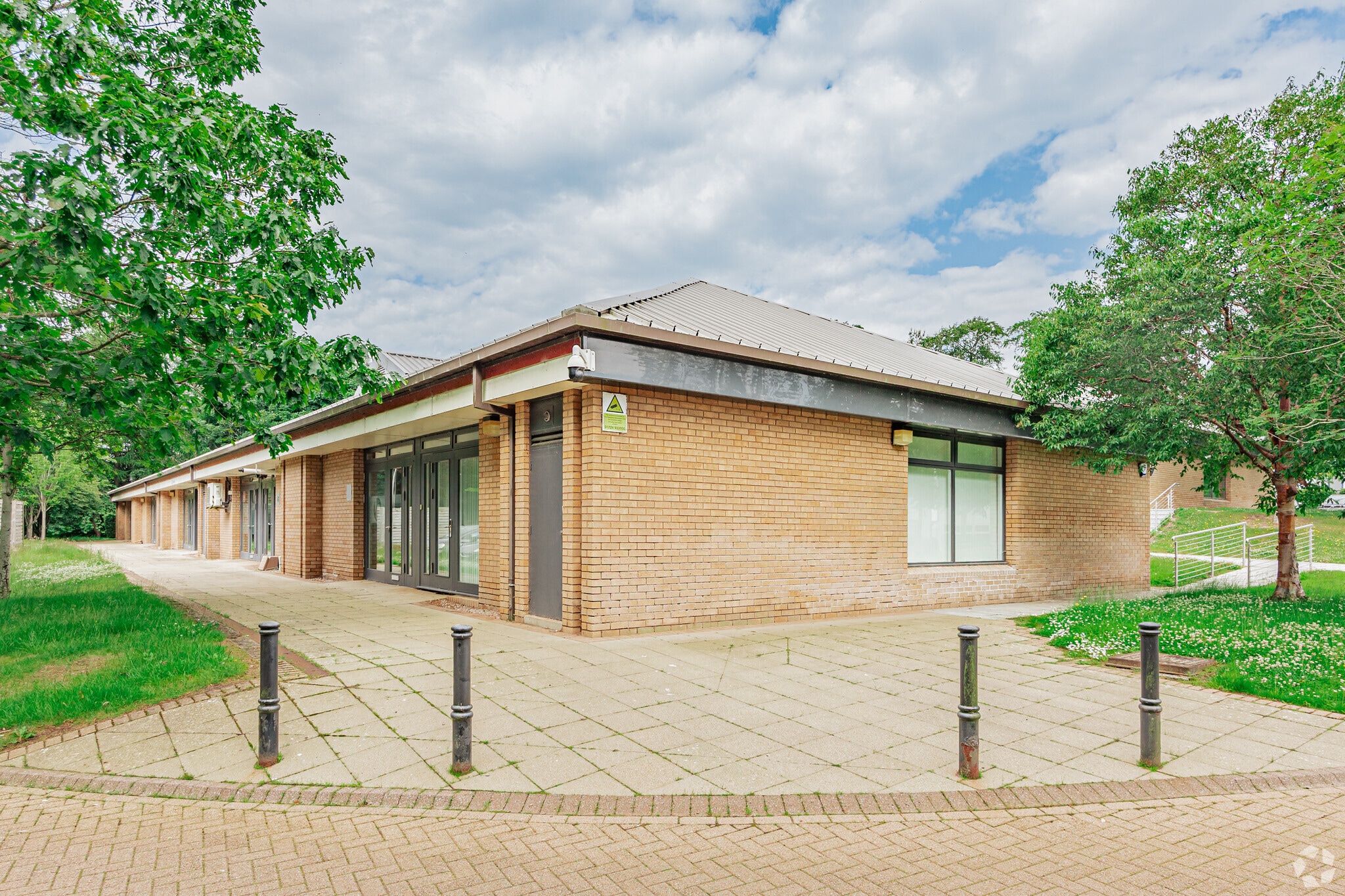 Balgownie Dr, Bridge Of Don to rent Primary Photo- Image 1 of 4